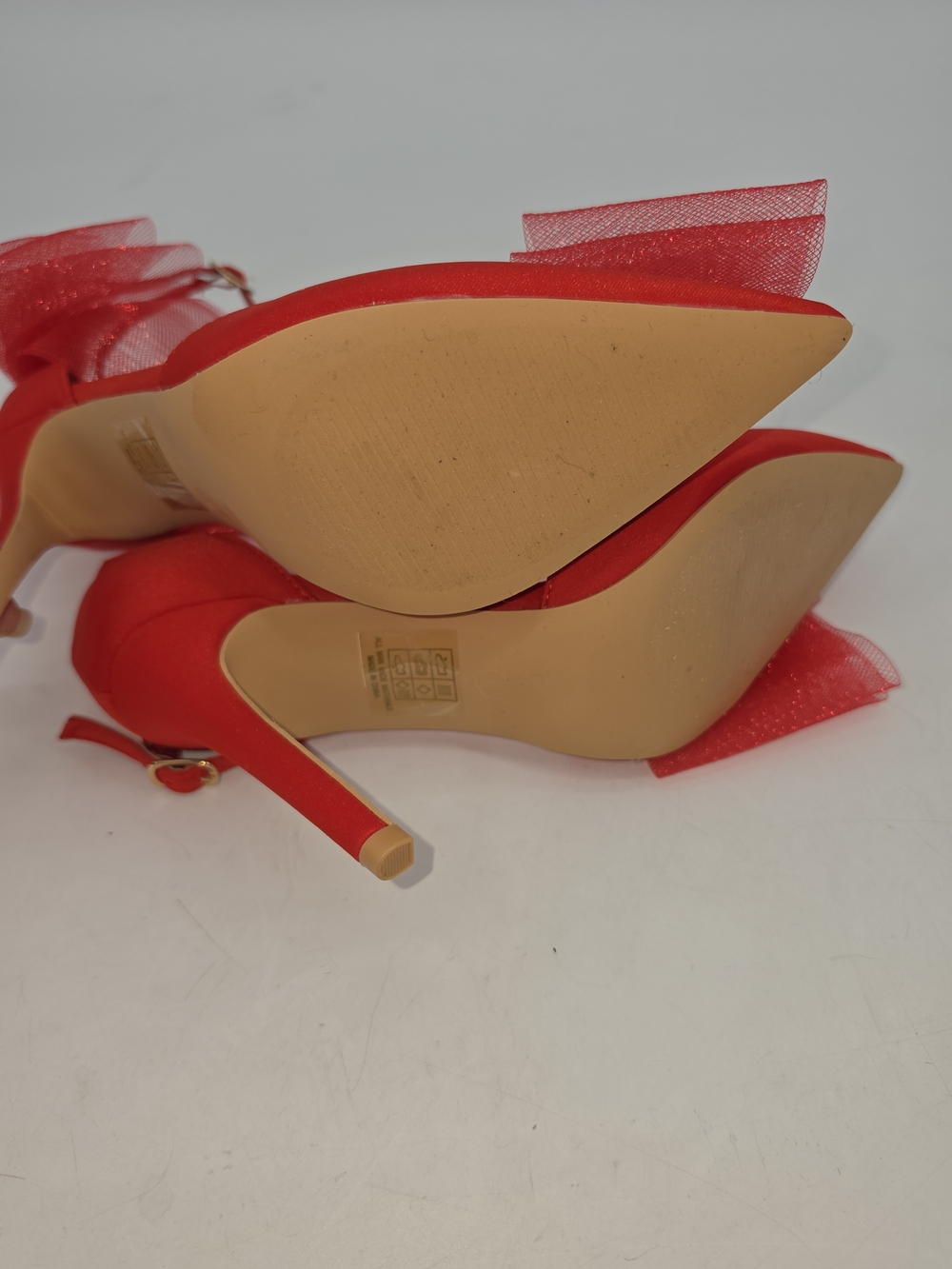 Red Bow Pointed-Toe Ankle-Strap Heels by BERNESS Womens Size 8 New - Picture 3 of 6